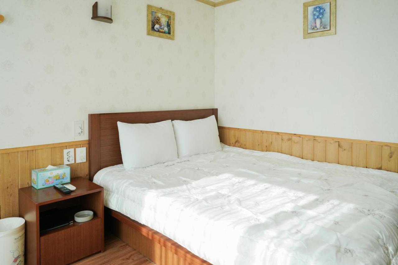Jungmun Haesung Parktel Villa Seogwipo-stad Buitenkant foto