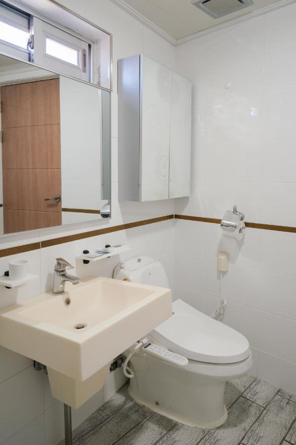 Jungmun Haesung Parktel Villa Seogwipo-stad Buitenkant foto