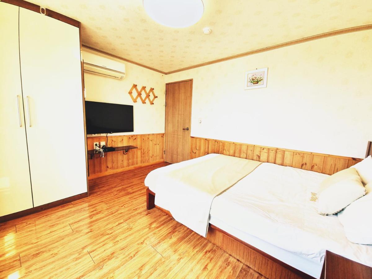 Jungmun Haesung Parktel Villa Seogwipo-stad Buitenkant foto
