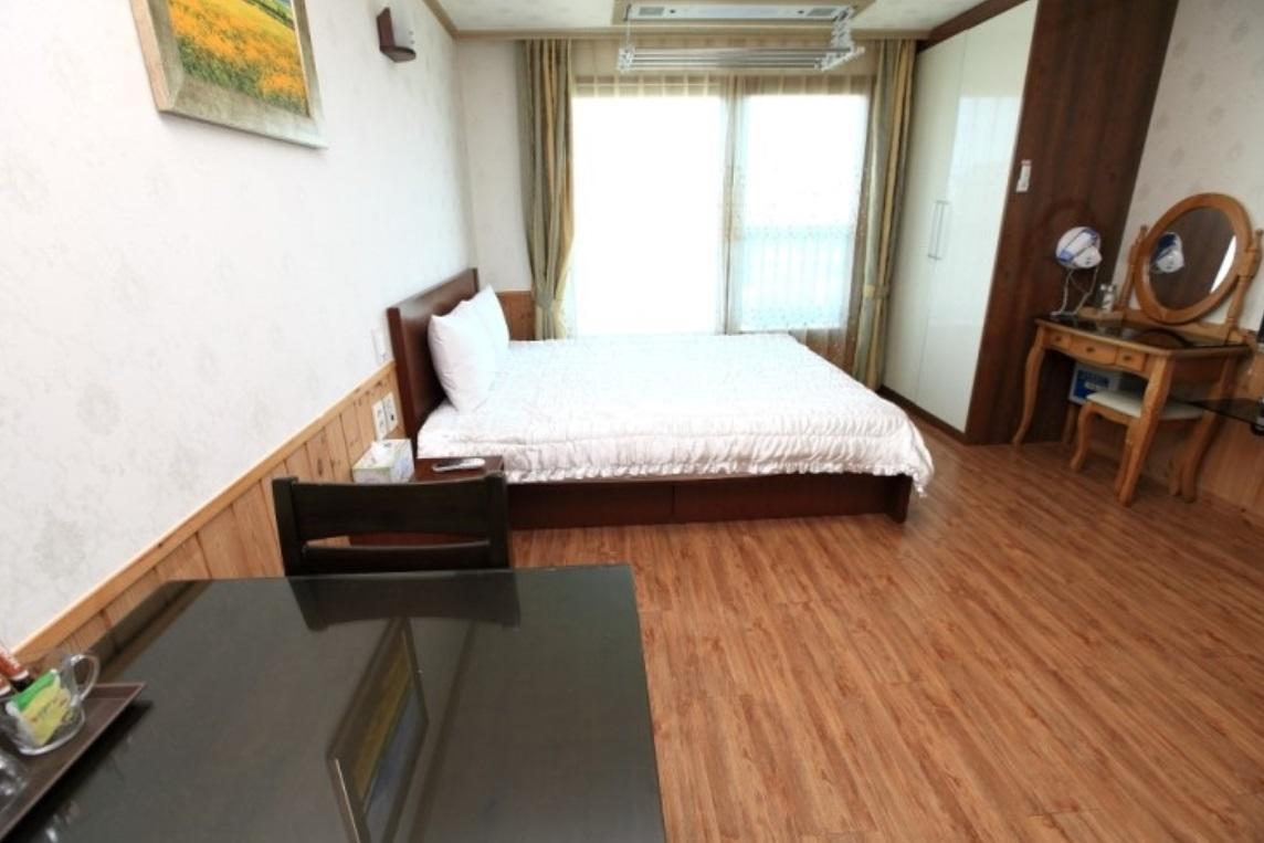 Jungmun Haesung Parktel Villa Seogwipo-stad Buitenkant foto