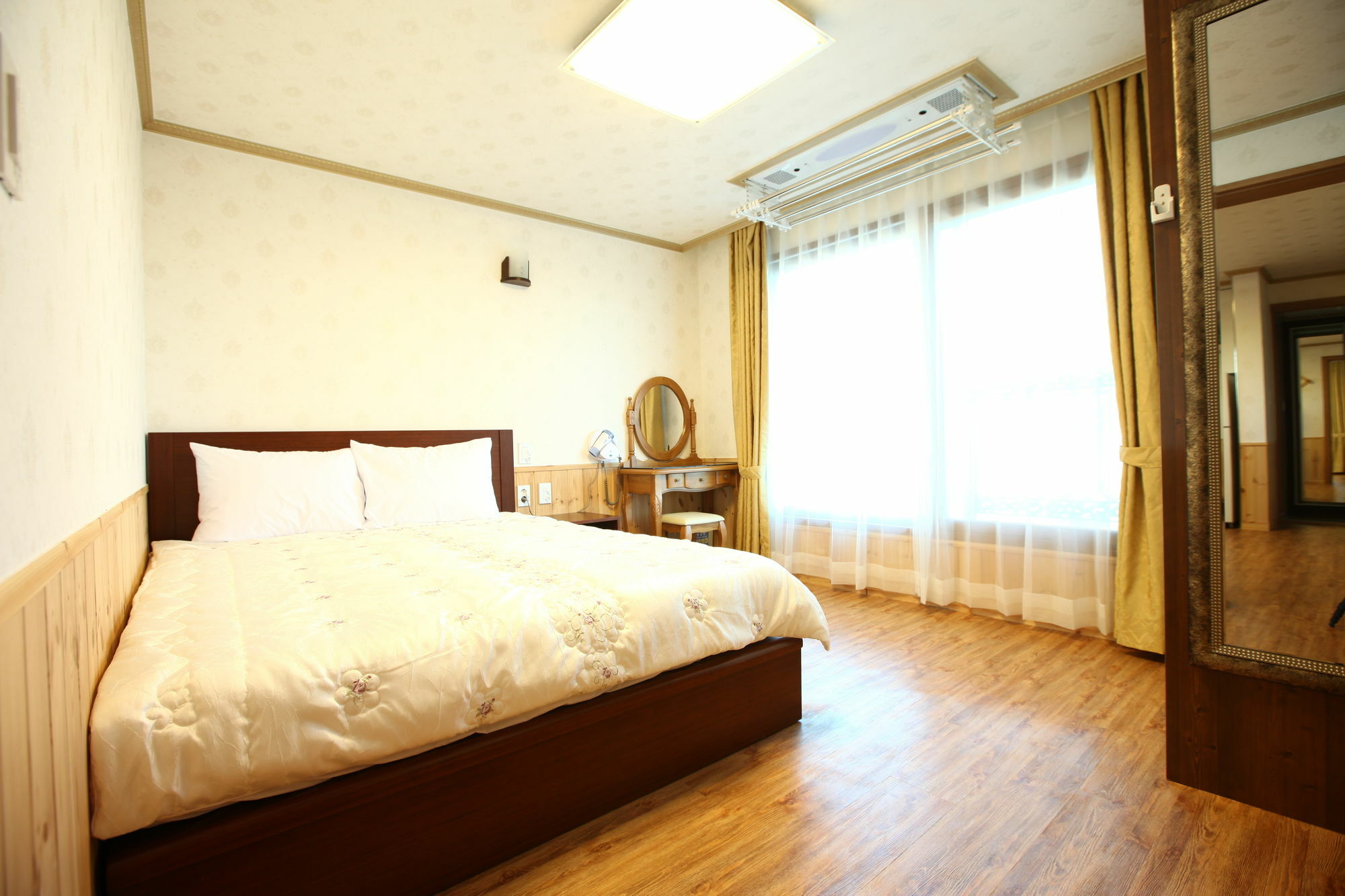 Jungmun Haesung Parktel Villa Seogwipo-stad Buitenkant foto